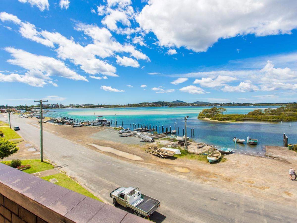 Dolphin Place 05 Apartment Tuncurry Exterior photo